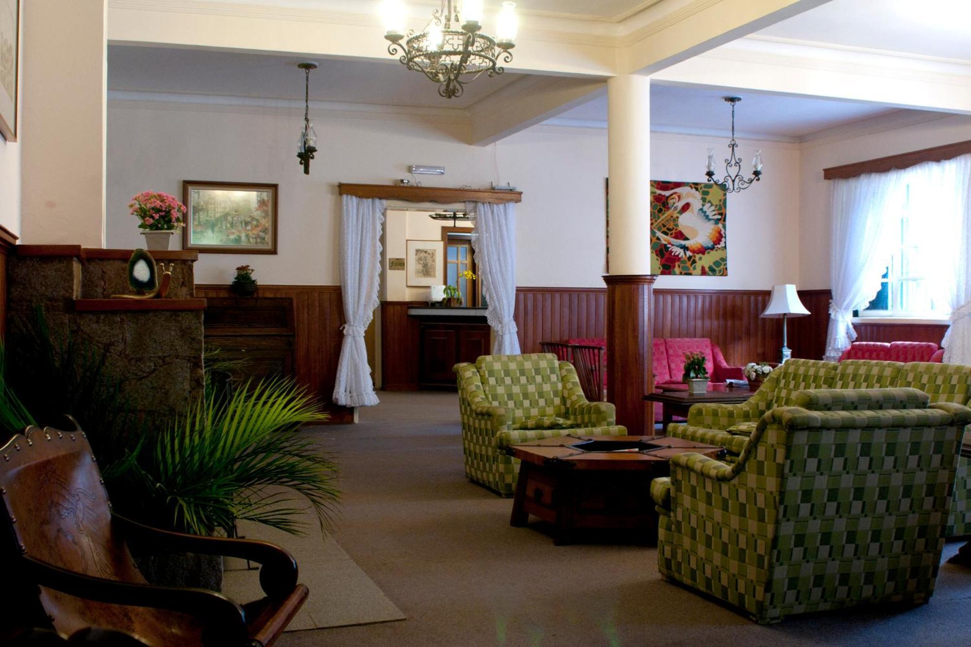 Hotel Bucsky Nova Friburgo Exteriör bild