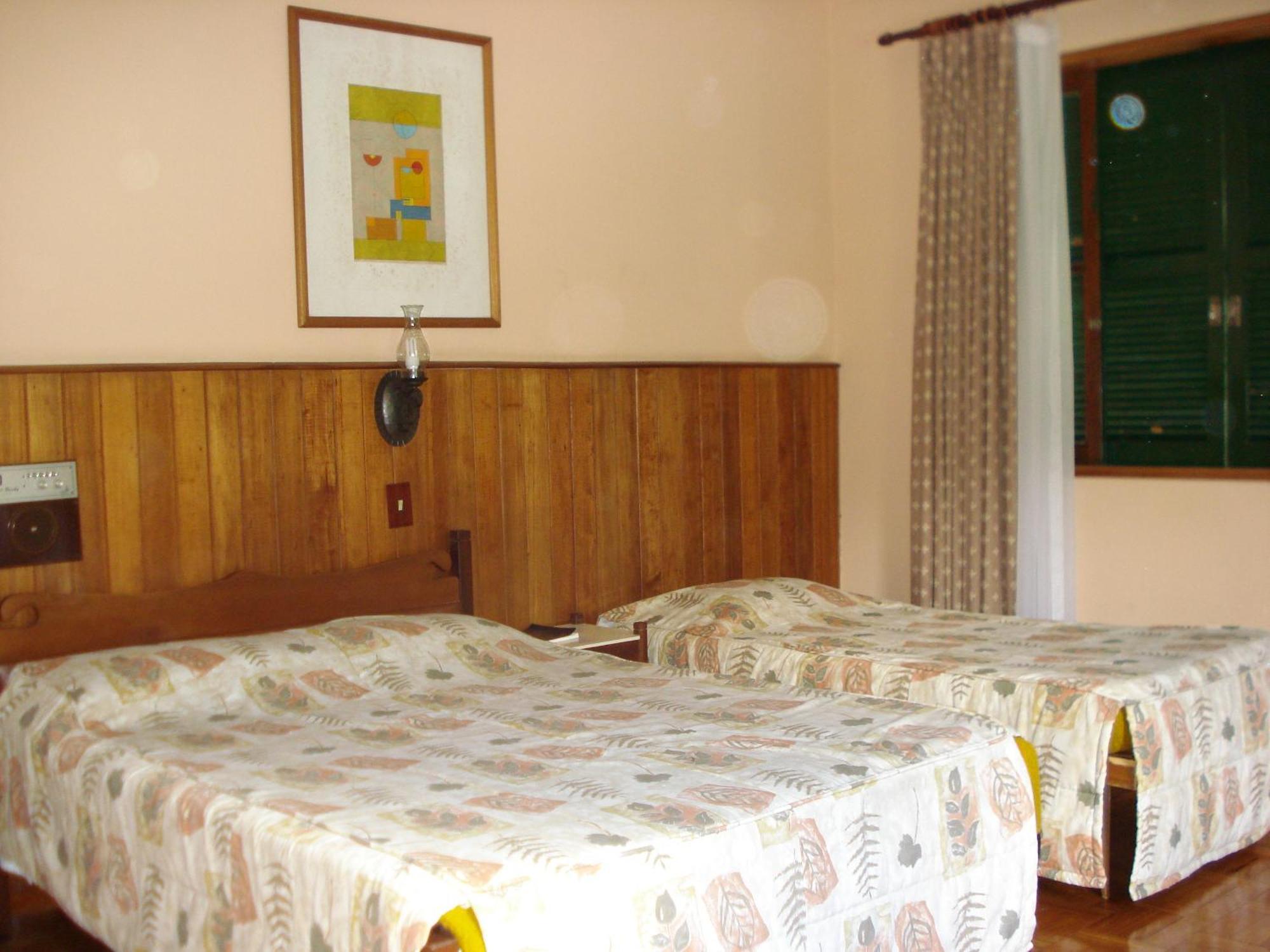 Hotel Bucsky Nova Friburgo Rum bild