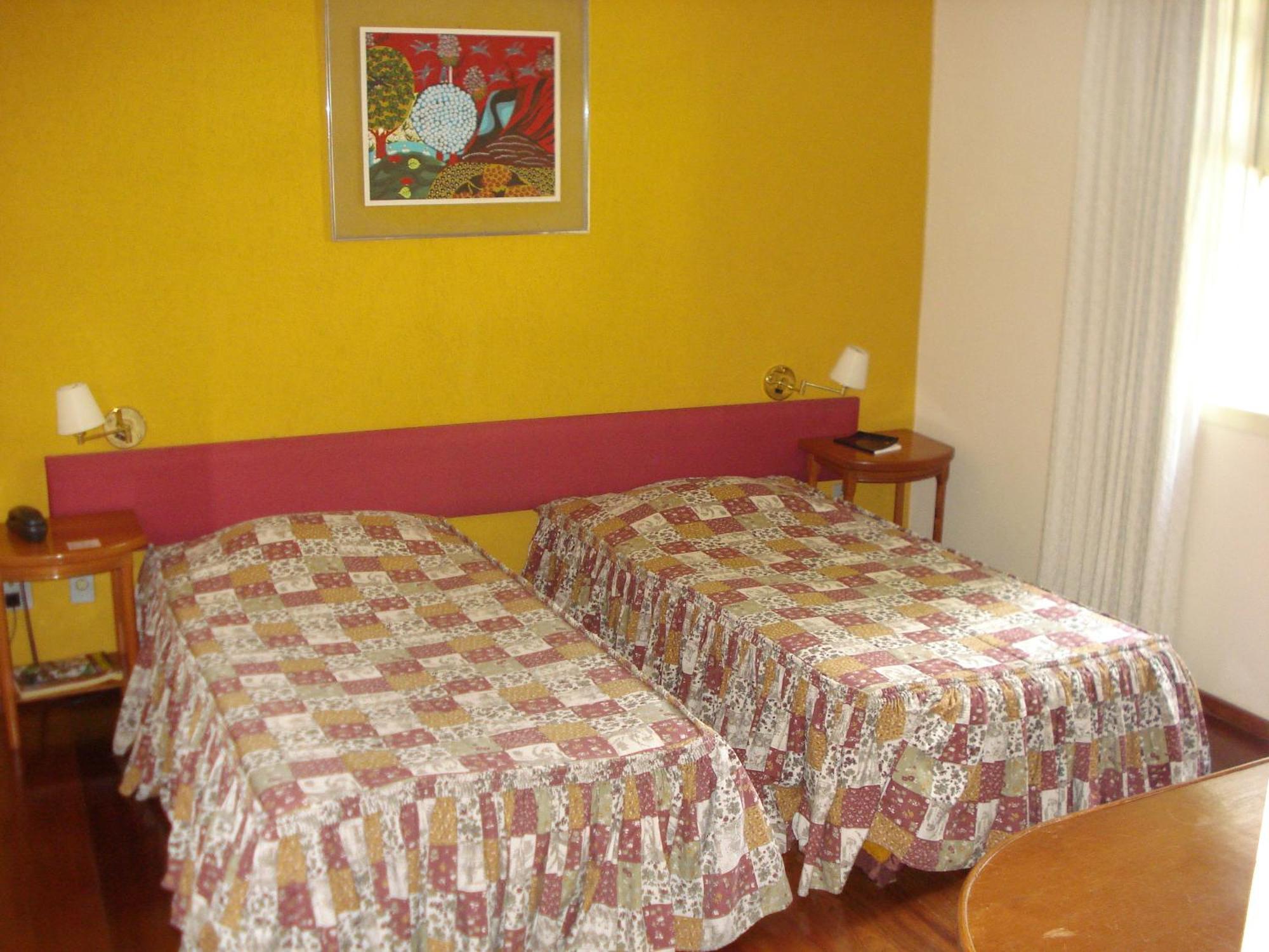 Hotel Bucsky Nova Friburgo Rum bild
